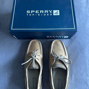 Sperry Boat Shoes Size 7
